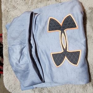 Under armor sweatshirt